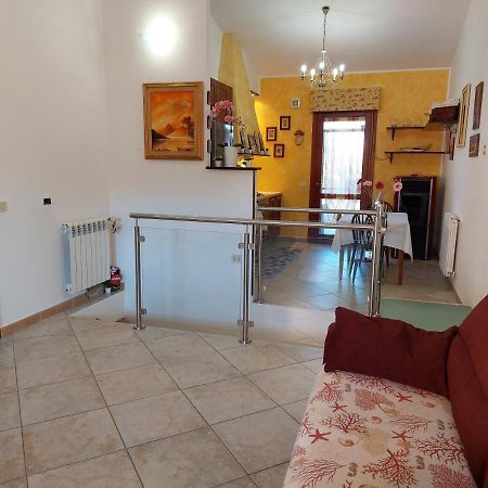 فيلا La Casa Di Eledo La Maddalena  المظهر الخارجي الصورة